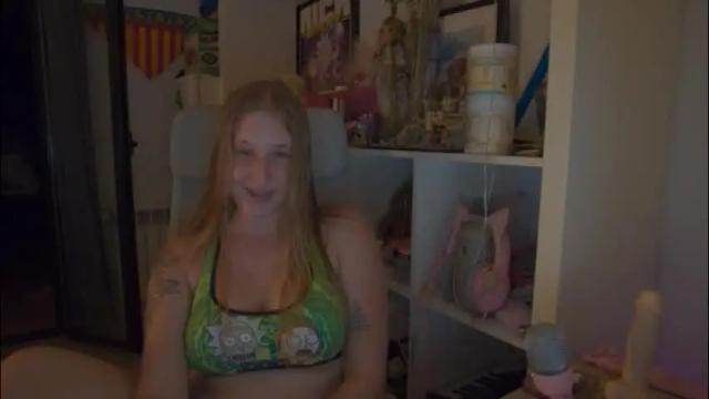 Image 3 of pinkladyx2 Stream on Chaturbate on 5 months ago