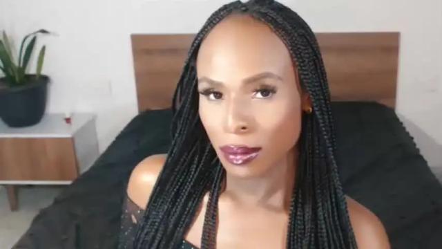 Image 7 of pinkliminof Stream on Chaturbate on 13 months ago