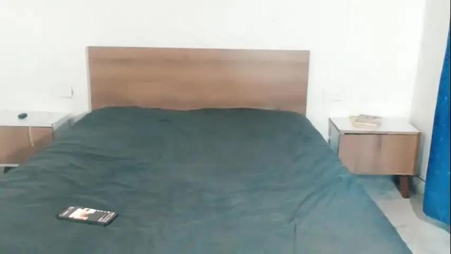 Image 2 of pinkliminof Stream on Chaturbate on 2 months ago