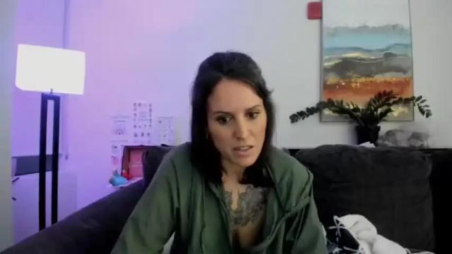 Image 2 of pinklovers0215 Stream on Chaturbate on 15 months ago