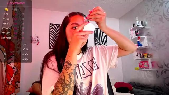Image 6 of pinkpoisonn__ Stream on Chaturbate on 20 months ago