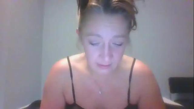 Thumbnail 3, pinkwhitney618's Stream at Chaturbate, 24 months ago