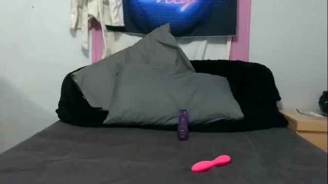 Image 4 of pinkwhitney618 Stream on Chaturbate on 3 months ago