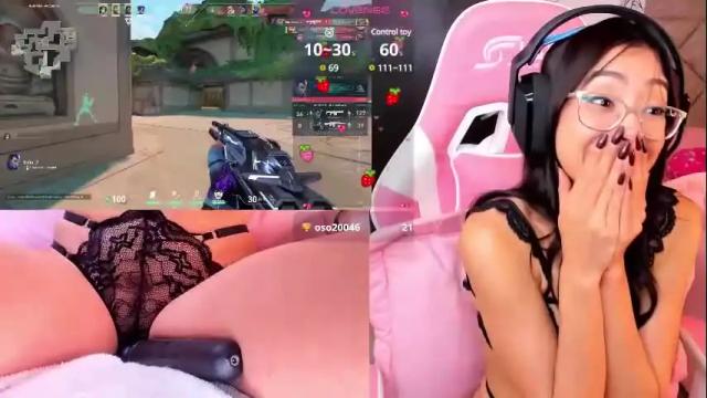 Image 10 of pinky_gamer Stream on Chaturbate on 5 months ago