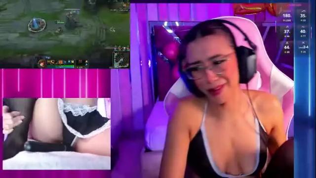 Image 10 of pinky_gamer Stream on Chaturbate on 2 months ago