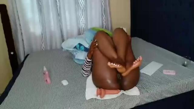 Image 8 of pinkysmiles Stream on Chaturbate on 14 months ago
