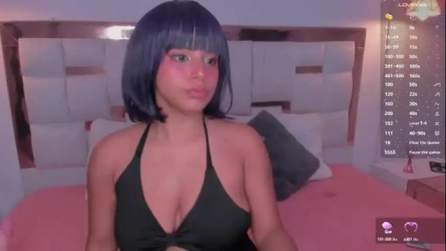 Image 12 of pittandlunaa69 Stream on Chaturbate on 27 days ago