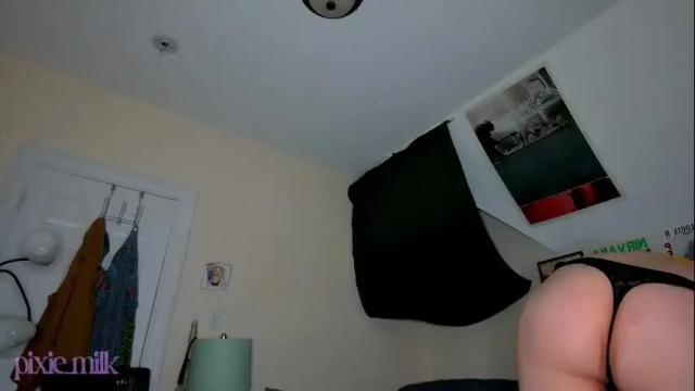 Image 2 of pixie_milk Stream on Chaturbate on 1 month ago