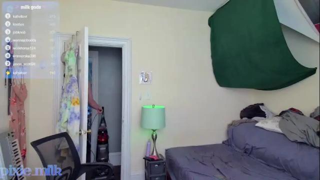 Image 3 of pixie_milk Stream on Chaturbate on 26 days ago