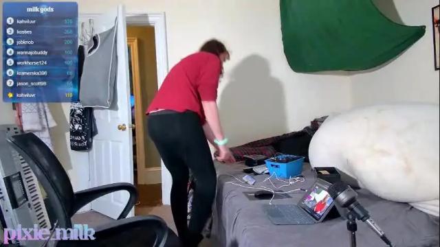 Image 11 of pixie_milk Stream on Chaturbate on 25 days ago
