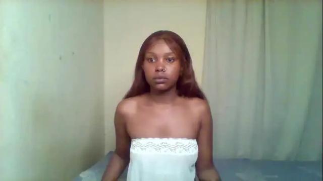 Image 2 of pixie_roman Stream on Chaturbate on 2 months ago