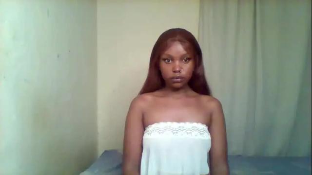 Image 3 of pixie_roman Stream on Chaturbate on 2 months ago