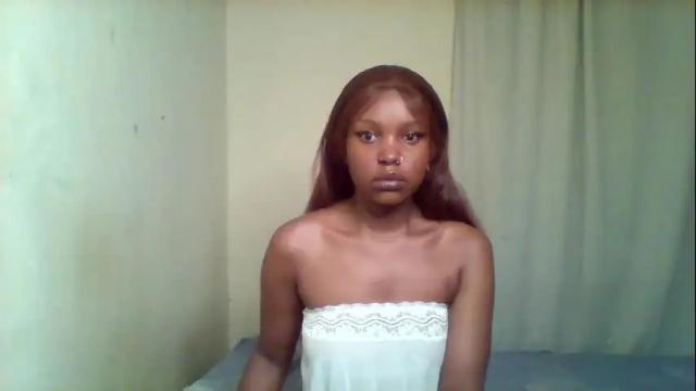 Image 4 of pixie_roman Stream on Chaturbate on 2 months ago