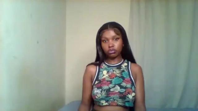 Image 6 of pixie_roman Stream on Chaturbate on 1 month ago
