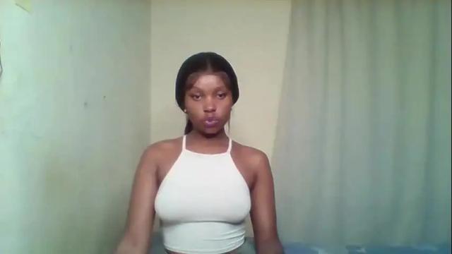 Image 7 of pixie_roman Stream on Chaturbate on 1 month ago