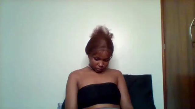 Image 4 of pixie_roman Stream on Chaturbate on 3 days ago