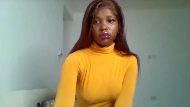 Image 2 of pixie_roman Stream on Chaturbate on 1 month ago