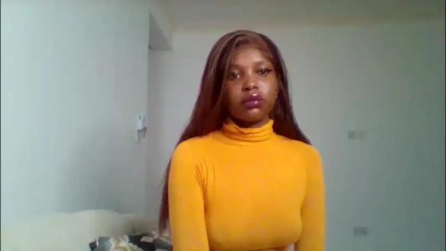 Image 3 of pixie_roman Stream on Chaturbate on 1 month ago