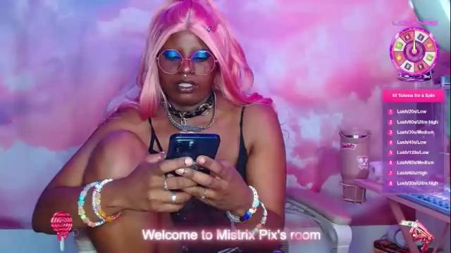 Image 2 of pixiebob25 Stream on Chaturbate on 1 month ago