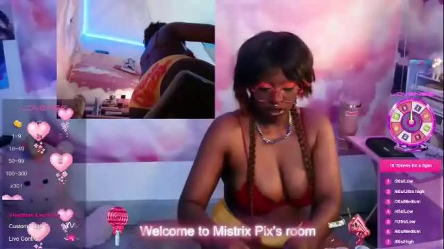 Image 2 of pixiebob25 Stream on Chaturbate on 6 months ago