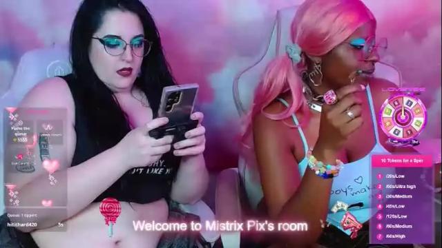 Image 3 of pixiebob25 Stream on Chaturbate on 6 months ago