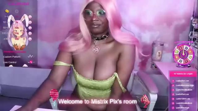 Image 7 of pixiebob25 Stream on Chaturbate on 6 months ago