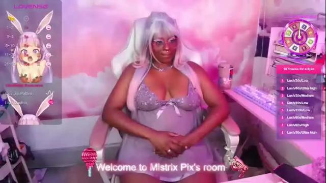 Image 7 of pixiebob25 Stream on Chaturbate on 3 months ago