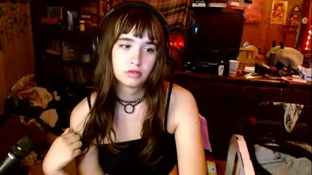 Image 3 of pixinun Stream on Chaturbate on 3 months ago