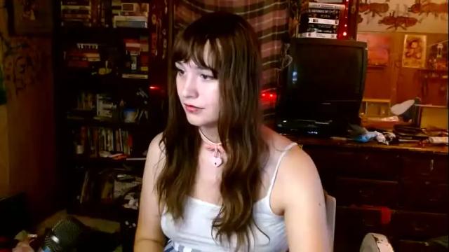 Image 2 of pixinun Stream on Chaturbate on 2 months ago