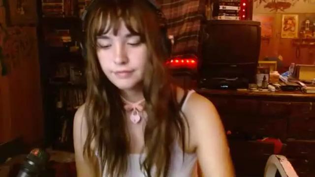 Image 6 of pixinun Stream on Chaturbate on 2 months ago