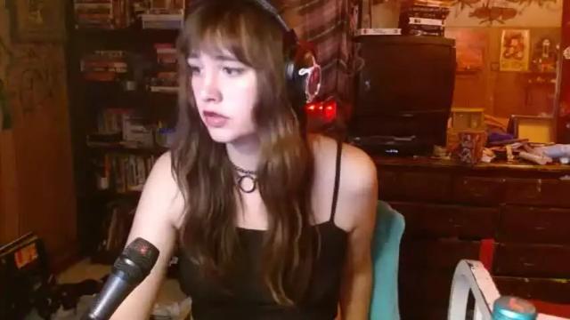 Image 6 of pixinun Stream on Chaturbate on 1 month ago