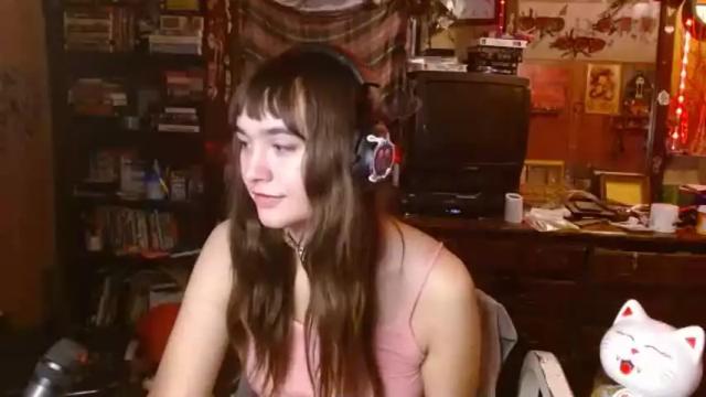 Image 12 of pixinun Stream on Chaturbate on 1 month ago