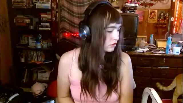 Image 3 of pixinun Stream on Chaturbate on 1 month ago