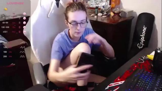 Image 11 of pixxistarloves Stream on Chaturbate on 19 months ago