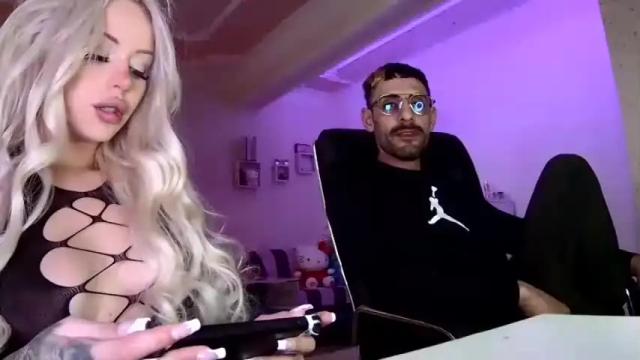 Image 3 of pixy_ Stream on Chaturbate on 15 months ago