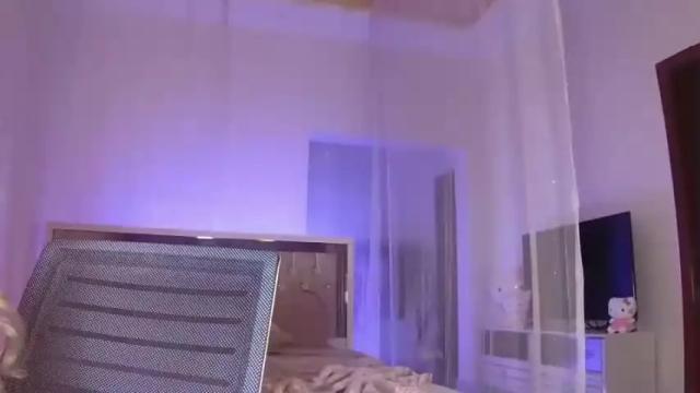 Image 12 of pixy_ Stream on Chaturbate on 18 months ago