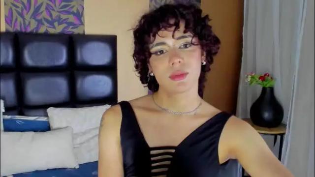 Image 3 of pixy_20 Stream on Chaturbate on 2 months ago