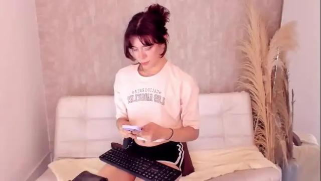 Image 12 of pixy_20 Stream on Chaturbate on 1 month ago