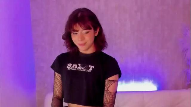 Image 2 of pixy_20 Stream on Chaturbate on 29 days ago