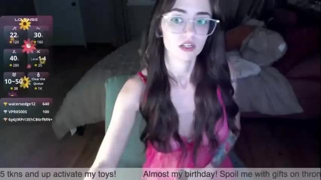Image 11 of plantbabeee Stream on Chaturbate on 8 days ago