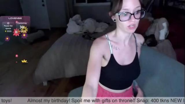 Image 7 of plantbabeee Stream on Chaturbate on 4 days ago