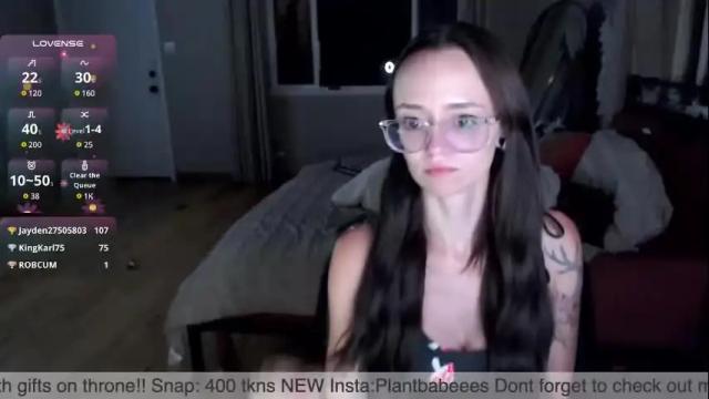 Image 4 of plantbabeee Stream on Chaturbate on 7 months ago