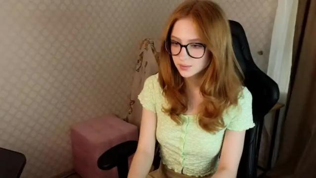 Image 4 of plastic_beach Stream on Chaturbate on 23 months ago