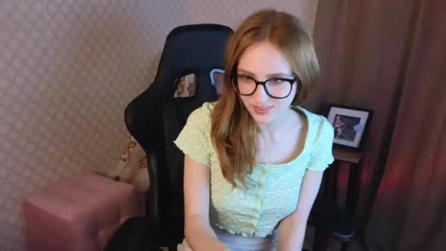 Image 12 of plastic_beach Stream on Chaturbate on 23 months ago
