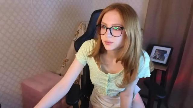 Image 7 of plastic_beach Stream on Chaturbate on 23 months ago