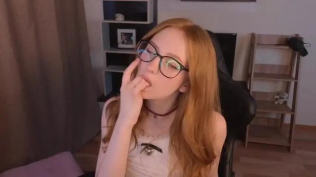 Image 11 of plastic_beach Stream on Chaturbate on 18 months ago