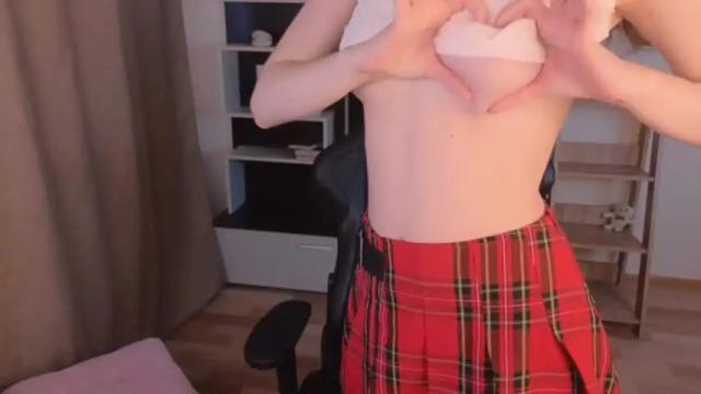 Image 8 of plastic_beach Stream on Chaturbate on 18 months ago