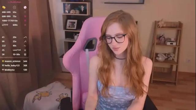 Image 7 of plastic_beach Stream on Chaturbate on 5 months ago