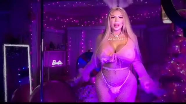 Image 11 of plasticfuckdoll Stream on Chaturbate on 12 months ago
