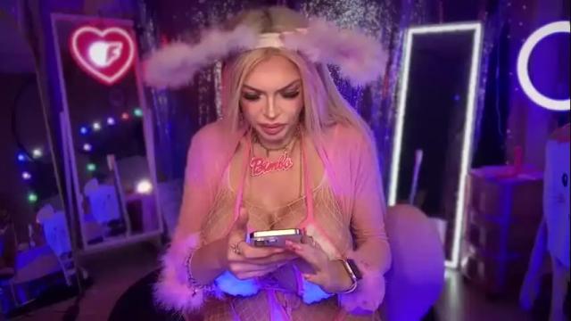 Thumbnail 2, plasticfuckdoll's Stream at Chaturbate, 1 month ago